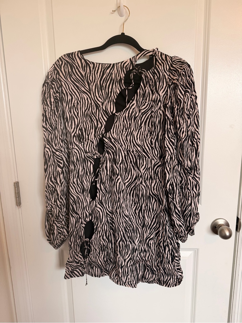 NWT For Love & Lemons Rosita Mini Dress Large - Picture 4 of 7